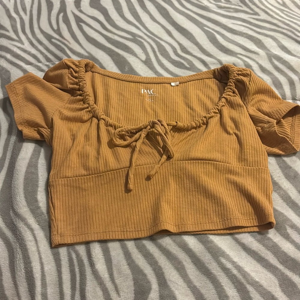 cropped shirt